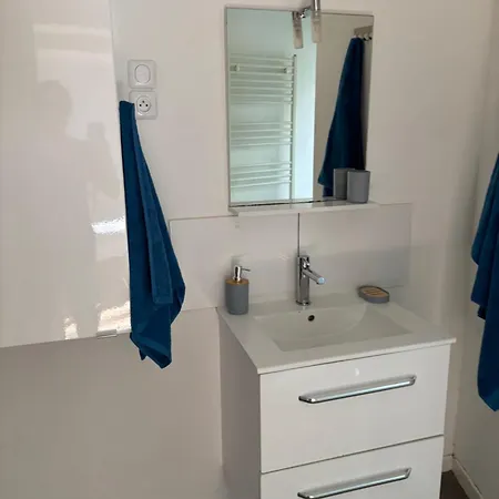 G&j Fourmidables Hébergement de vacances *